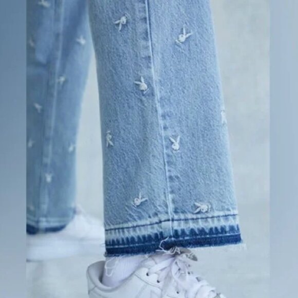 Playboy x Pacsun Raining Bunnies Sz 27 90’s Boyfriend Drop Hem Jeans 100% Cotton - Picture 5 of 8